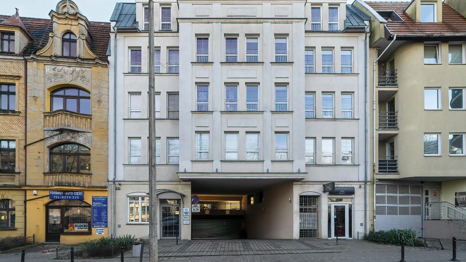 Spacious & Bright Apartment With Parking Poznan By Noclegi Renters 0*,  Poland